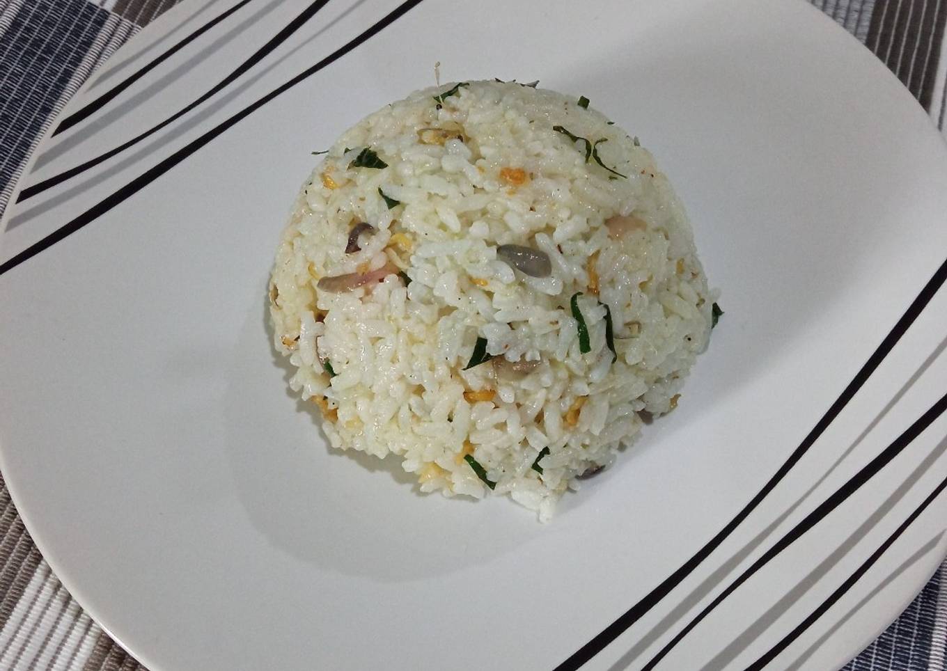 Nasi Goreng Daun Jeruk