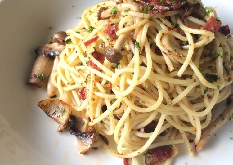 Bagaimana Menyiapkan Spaghetti Aglio e Olio Anti Gagal