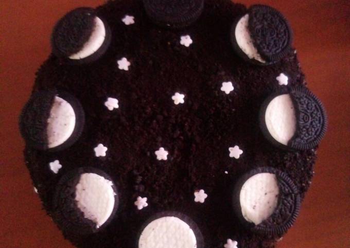 Torta lunar de Oreos Receta de Giselle Piedras- Cookpad