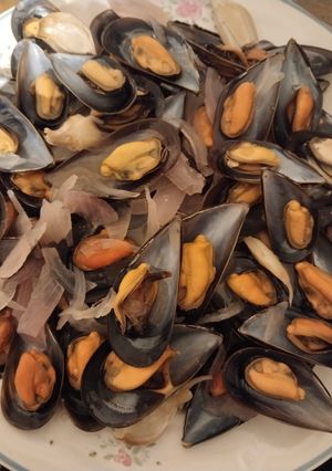 Una foto de Mejillones al vapor