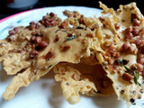 Kerupuk kacang peyek