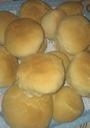 Una foto de Pancitos caseros con aceite