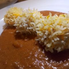 A picture of Chicken rice balls.