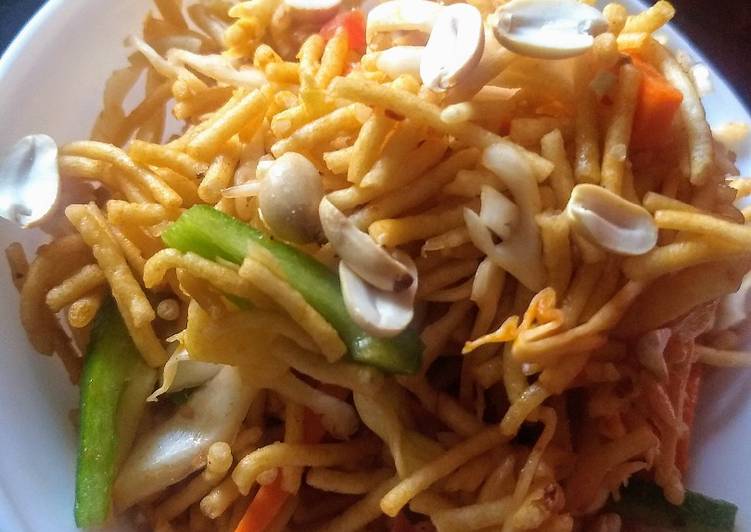 Step-by-Step Guide to Make Quick Noodle bhel
