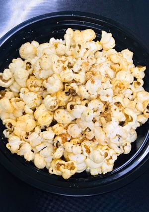 A picture of Peri peri popcorns.