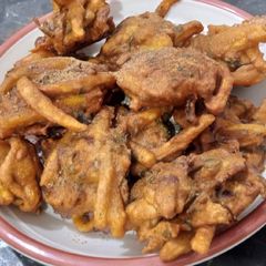 Besan k Pakoray A picture of Besan k Pakoray.