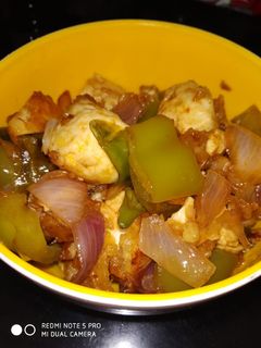 चिली पनीर (chilly paneer recipe in marathi) रेसिपी चे मुख्य फोटो 