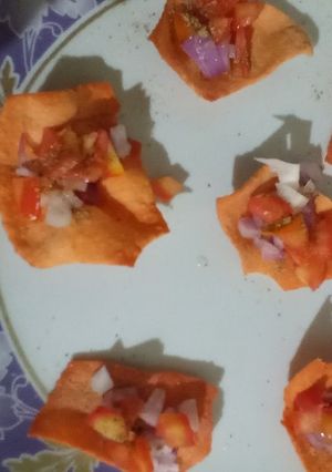 મસાલા પાપડ (Masala papad Recipe in Gujarati) રેસીપી મુખ્ય ફોટો