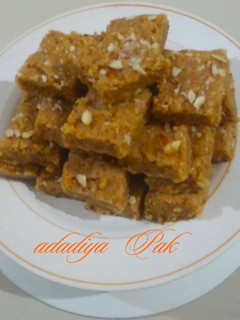 અડદિયા (Adadiya Recipe In Gujarati) રેસીપી મુખ્ય ફોટો