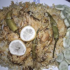 A picture of Chicken biryani.