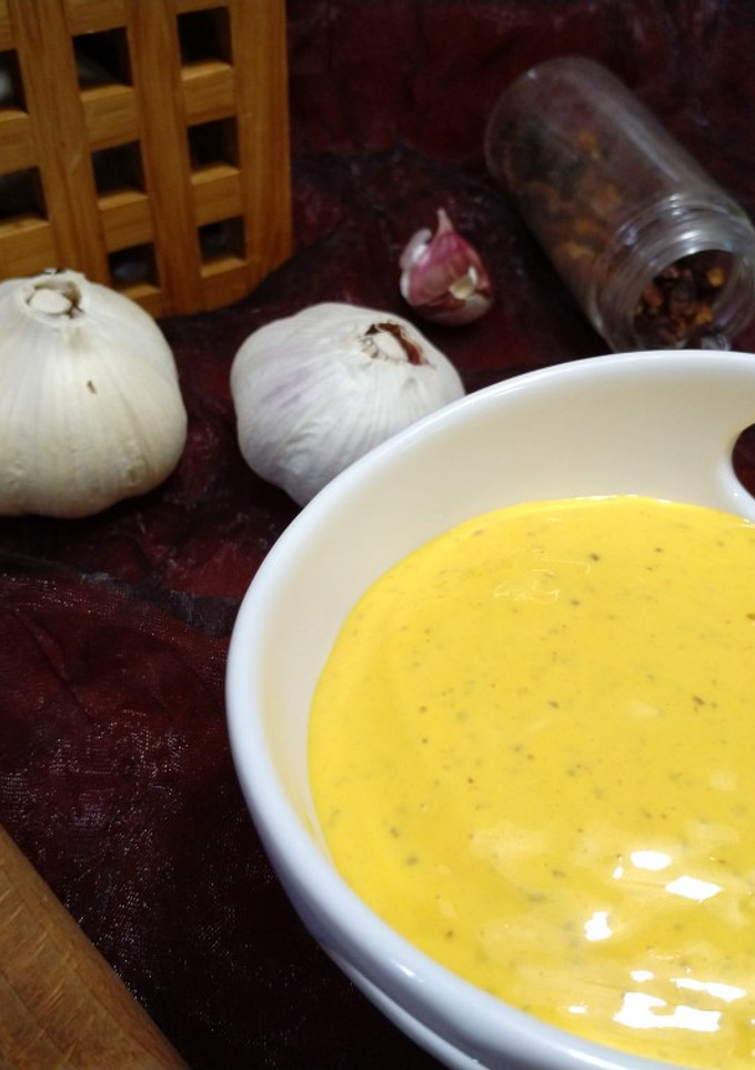 Una foto de Salsa Rouille