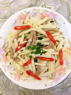 簡單的竹筍炒肉絲 的食譜成品照片