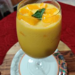 A picture of Mango Lassi.