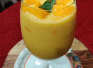 A picture of Mango Lassi.