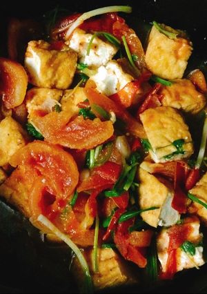 Hình của món Đậu hũ sốt cà chua.