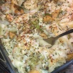 A picture of Pasta au gratin.