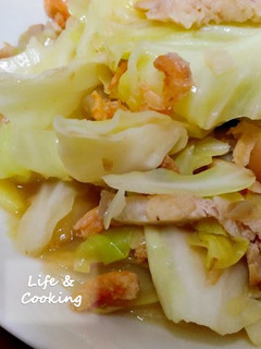 【家常菜】家常炒高麗菜 的食譜成品照片
