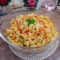 A picture of Chicken veggies macroni.
