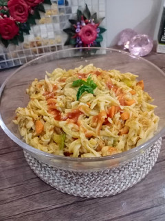 A picture of Chicken veggies macroni.