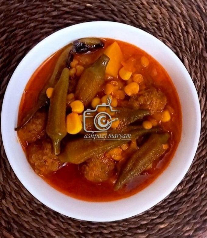 عکسی از دستور گوشتابه با بامیه و ذرت