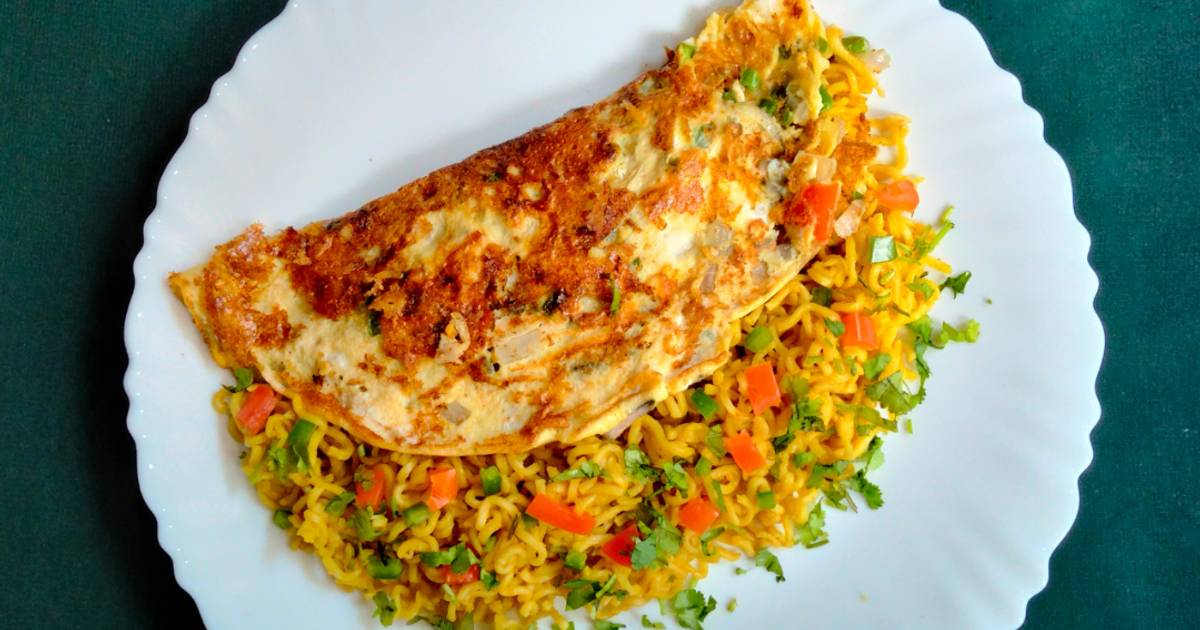 Noodles Omelette Easy 10 minutes Breakfast Recipe by Cook Took Cookpad