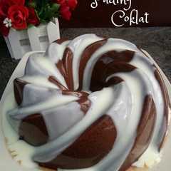 A picture of Puding coklat.