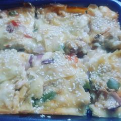 A picture of Pizza pie.