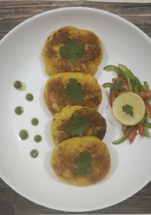 ફરાળી ટીકકી (Farali Tikki Recipe In Gujarati) રેસીપી મુખ્ય ફોટો