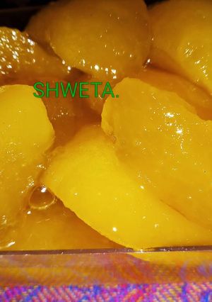 A picture of Sweet Apple pickles.