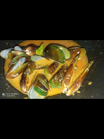 Bagaimana Menyiapkan Kerang ijo pedas manis gurih Murah