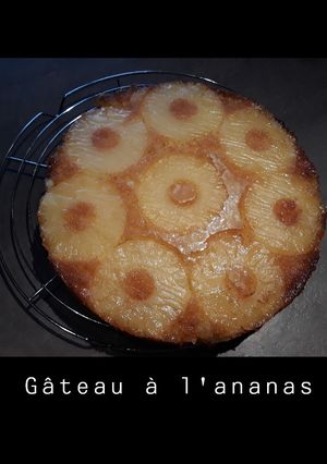Une photo de Gâteau à l'ananas