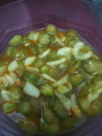 Langkah Mudah untuk Menyiapkan Resep  Rujak belimbing wuluh+timun yang Lezat, Enak Banget