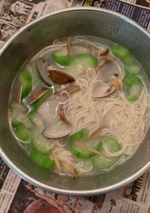 絲瓜蛤蜊麵線 的食譜成品照片