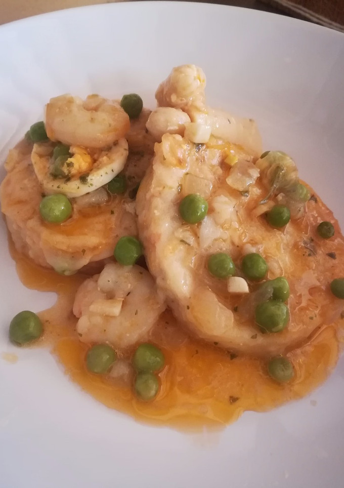Una foto de Merluza en salsa