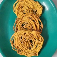A picture of Gathiya in Airfryer.