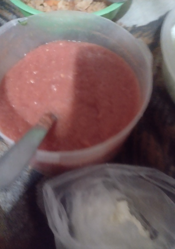 Una foto de Salsa roja de jitomate y con puré de tomate #2🍅😋😋