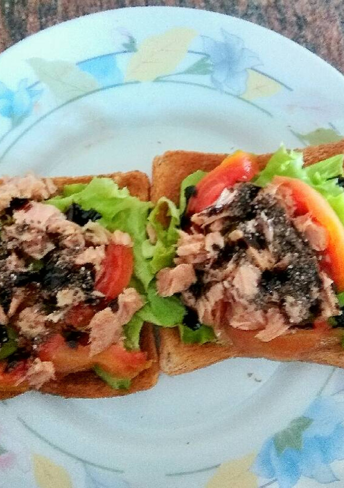 Una foto de Tostas con atún