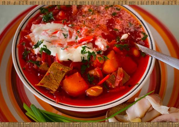 Борщ украинский рецепт говядина. Кубанский борщ. Борщ украинский рецепт говядина. Jh. Украинский борщ.