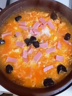 صورة لوصفة طاجين بالبيض و الكفتة 🥘🍳