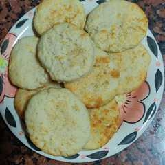 Una foto de Scones de queso en la freidora sin aceite