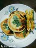 Khasta stuffed tandoori kulcha(Indian food)