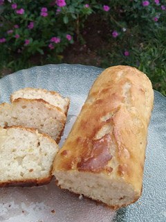 Una foto de Budín de manzana 🍎
