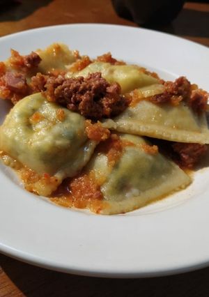 Una foto de Raviolones al curry