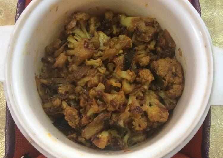 Steps to Make Speedy Cauliflower aloo Subji with South Indian twist