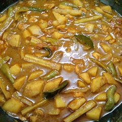 A picture of Prawns Theeyal.