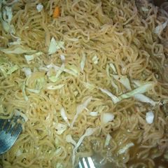 A picture of Indomie.