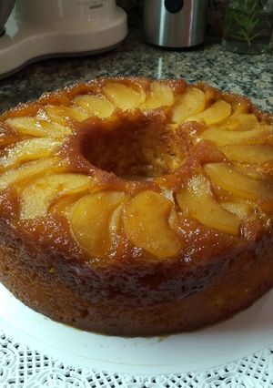 Una foto de Torta invertida de manzana