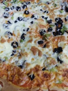 صورة لوصفة بيتزا 🍕 عائليه 😋
