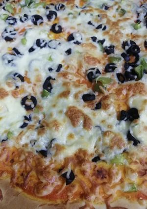صورة لوصفة بيتزا 🍕 عائليه 😋