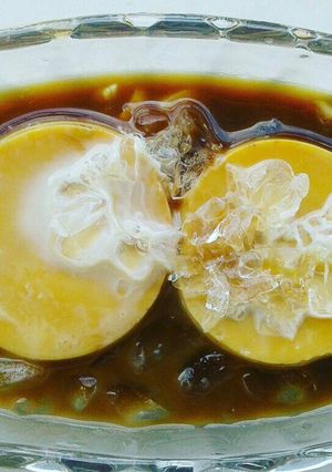 A picture of Flan (Made in a Rice Cooker).